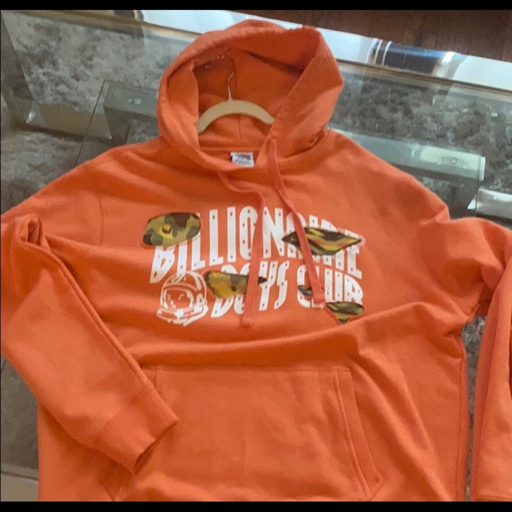 NWT never been worn smoke free home